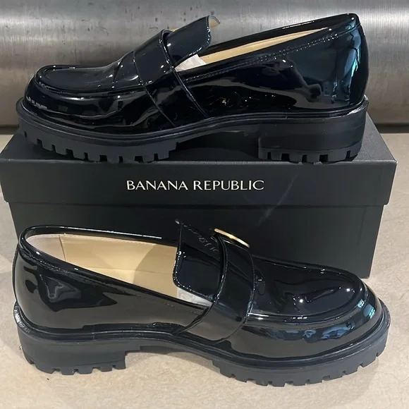 Classic Black Lug Loafers. Banana Republic - Picture 3 of 6